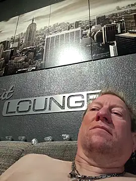 Snapshot of tomtom111111 chatting on September 26, 7:45 am tomtom111111 online show from September 26, 7:45 am