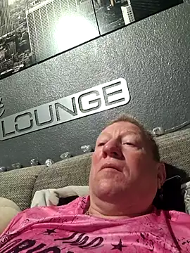 Snapshot of tomtom111111 chatting on October 11, 9:57 pm tomtom111111 online show from October 11, 9:57 pm