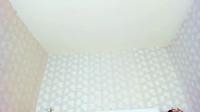 Snapshot of NatsumiHun chatting on October 4, 6:22 am NatsumiHun online show from October 4, 6:22 am