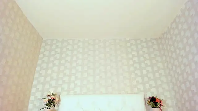 Snapshot of NatsumiHun chatting on June 18, 9:14 am NatsumiHun online show from June 18, 9:14 am