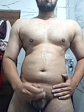 Snapshot of GYMBOY0071 chatting on September 22, 5:37 pm GYMBOY0071 online show from September 22, 5:37 pm