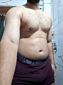 Snapshot of GYMBOY0071 chatting on November 8, 5:34 pm GYMBOY0071 online show from November 8, 5:34 pm