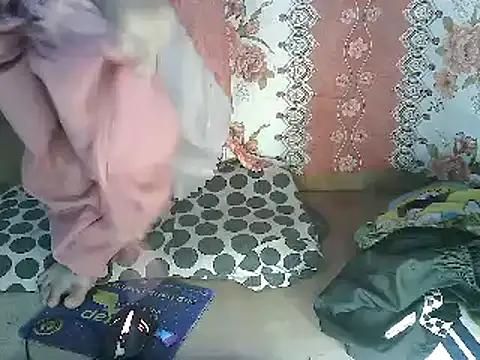 Snapshot of PinaySkinnyGirl chatting on March 4, 9:07 am PinaySkinnyGirl online show from March 4, 9:07 am