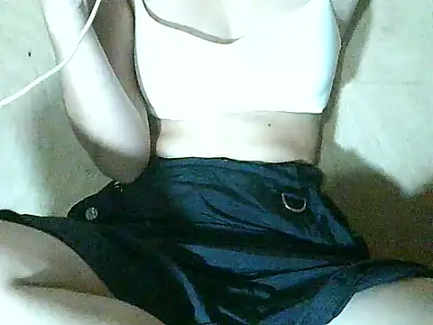 Snapshot of PinaySkinnyGirl chatting on September 23, 9:45 am PinaySkinnyGirl online show from September 23, 9:45 am