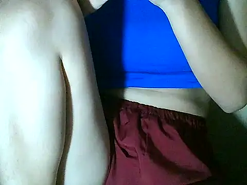 Snapshot of PinaySkinnyGirl chatting on October 4, 9:18 am PinaySkinnyGirl online show from October 4, 9:18 am