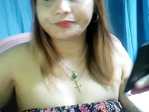 ashlylove25 online show from June 14, 1:46 pm