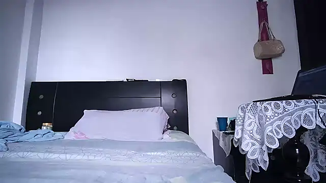 djtomxxx2777 online show from October 31, 1:56 pm