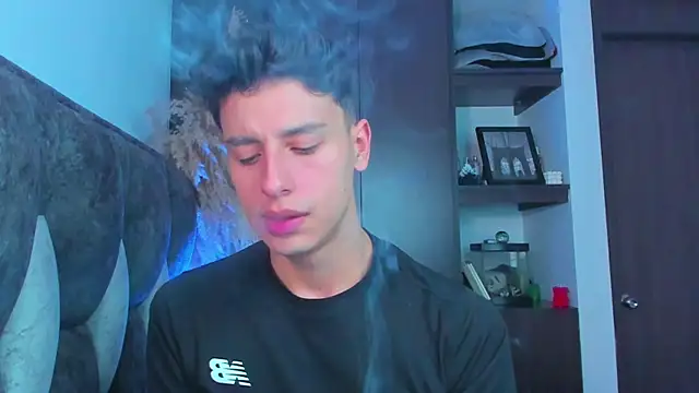 Snapshot of I_Gabriel chatting on January 19, 12:38 am I Gabriel online show from January 19, 12:38 am