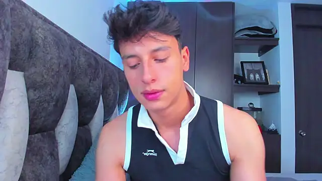 Snapshot of I_Gabriel chatting on February 1, 10:44 pm I Gabriel online show from February 1, 10:44 pm