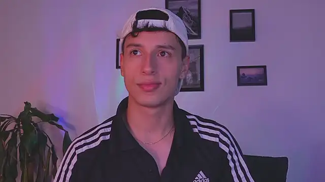 Snapshot of I_Gabriel chatting on January 17, 7:02 am I Gabriel online show from January 17, 7:02 am