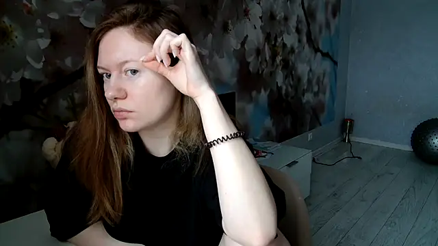 Snapshot of ConnieDaw chatting on January 27, 5:36 am ConnieDaw online show from January 27, 5:36 am