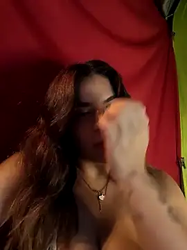 Snapshot of SexyFriends_ chatting on December 6, 11:14 pm SexyFriends online show from December 6, 11:14 pm