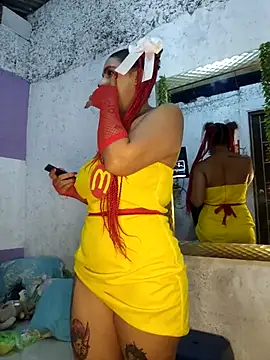 Snapshot of SexyFriends_ chatting on November 1, 3:41 am SexyFriends online show from November 1, 3:41 am