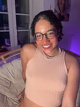Lauyako online show from June 7, 8:01 pm