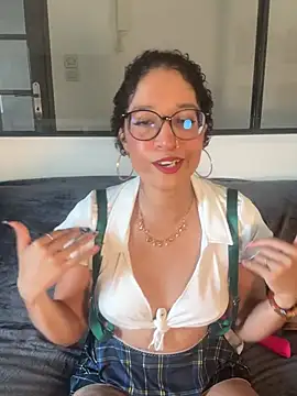 Lauyako online show from June 26, 3:27 pm