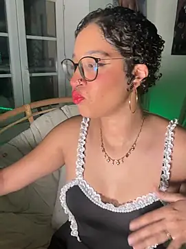 Lauyako online show from July 26, 6:15 pm