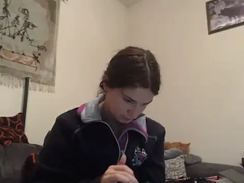 Snapshot of Geile-Luna chatting on October 29, 7:37 pm Geile-Luna online show from October 29, 7:37 pm