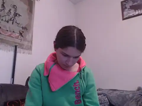 Snapshot of Geile-Luna chatting on November 8, 8:07 pm Geile-Luna online show from November 8, 8:07 pm