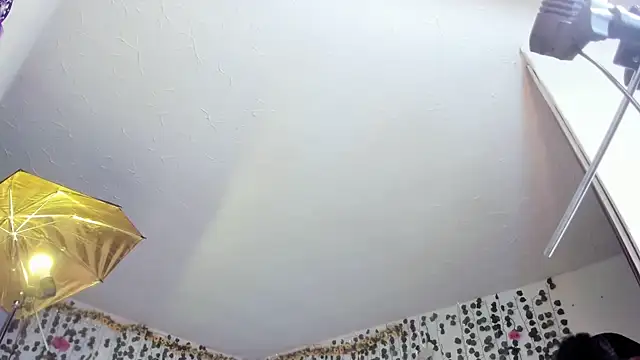 violeta milleer online show from February 7, 6:11 pm