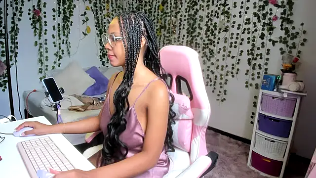 violeta milleer online show from February 19, 5:20 pm