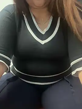 Snapshot of Preet_Kaur_69 chatting on January 10, 10:28 am Preet Kaur 69 online show from January 10, 10:28 am