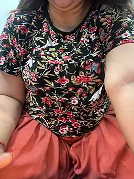 Snapshot of Preet_Kaur_69 chatting on January 22, 7:34 pm Preet Kaur 69 online show from January 22, 7:34 pm