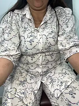 Snapshot of Preet_Kaur_69 chatting on February 19, 6:10 pm Preet Kaur 69 online show from February 19, 6:10 pm