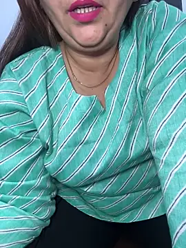 Snapshot of Preet_Kaur_69 chatting on February 28, 3:26 pm Preet Kaur 69 online show from February 28, 3:26 pm