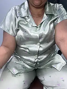 Snapshot of Preet_Kaur_69 chatting on March 2, 5:58 pm Preet Kaur 69 online show from March 2, 5:58 pm