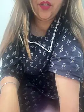 Snapshot of Preet_Kaur_69 chatting on March 5, 6:56 pm Preet Kaur 69 online show from March 5, 6:56 pm