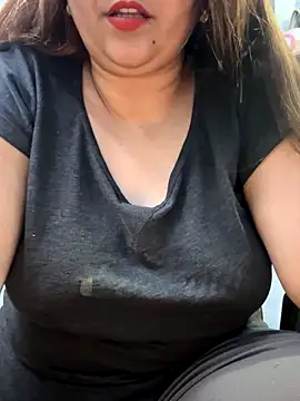 Snapshot of Preet_Kaur_69 chatting on September 20, 6:42 pm Preet Kaur 69 online show from September 20, 6:42 pm