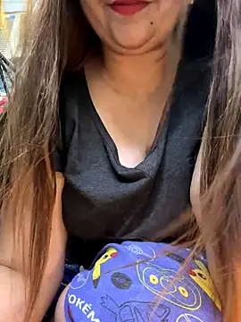 Snapshot of Preet_Kaur_69 chatting on September 26, 7:07 pm Preet Kaur 69 online show from September 26, 7:07 pm