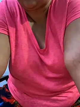 Snapshot of Preet_Kaur_69 chatting on October 4, 4:27 pm Preet Kaur 69 online show from October 4, 4:27 pm