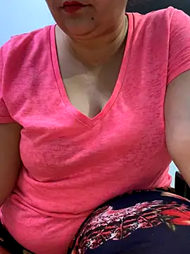 Snapshot of Preet_Kaur_69 chatting on October 16, 5:25 pm Preet Kaur 69 online show from October 16, 5:25 pm