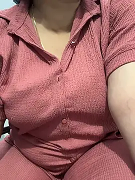 Snapshot of Preet_Kaur_69 chatting on February 21, 6:09 pm Preet Kaur 69 online show from February 21, 6:09 pm