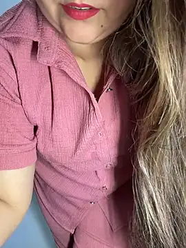 Snapshot of Preet_Kaur_69 chatting on March 14, 6:24 pm Preet Kaur 69 online show from March 14, 6:24 pm