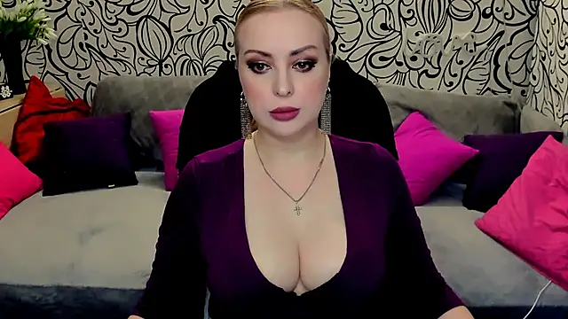 Snapshot of Hotdreamhere chatting on March 14, 10:39 am Hotdreamhere online show from March 14, 10:39 am