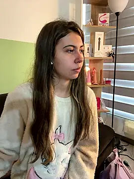 Snapshot of lilly_sweett chatting on January 10, 7:59 pm lilly sweett online show from January 10, 7:59 pm