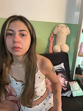 Snapshot of lilly_sweett chatting on January 14, 6:57 pm lilly sweett online show from January 14, 6:57 pm