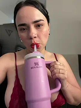 Snapshot of GeorginaJones chatting on February 21, 2:50 am GeorginaJones online show from February 21, 2:50 am