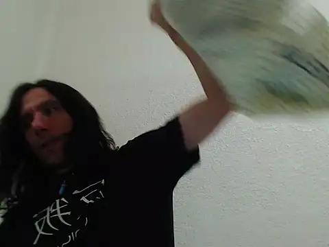 Latinopervs online show from February 8, 5:00 am