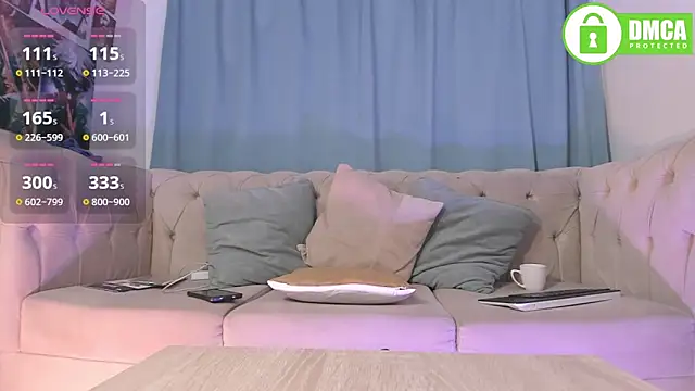 Snapshot of zoe_37 chatting on June 10, 11:35 pm zoe 37 online show from June 10, 11:35 pm