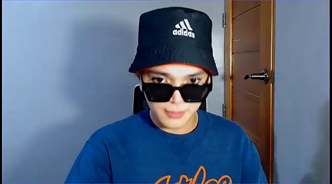 Snapshot of WONDERWOMAN2023 chatting on January 1, 11:07 pm WONDERWOMAN2023 online show from January 1, 11:07 pm