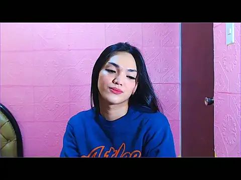 Snapshot of WONDERWOMAN2023 chatting on September 28, 10:04 pm WONDERWOMAN2023 online show from September 28, 10:04 pm