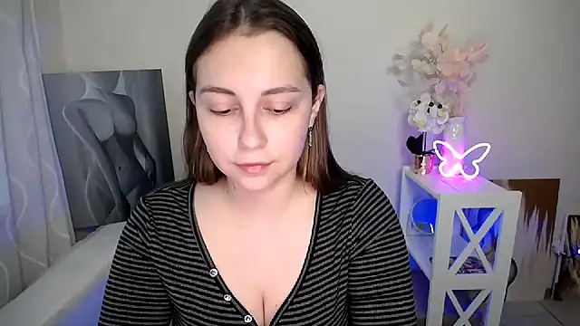 SweetPrincess  online show from May 29, 5:27 am