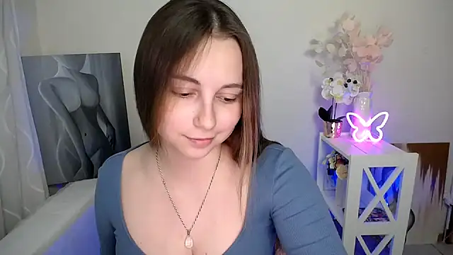 SweetPrincess  online show from June 5, 6:52 am