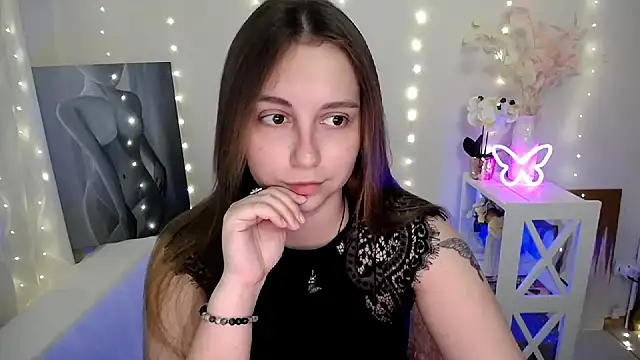 SweetPrincess  online show from June 11, 5:27 am