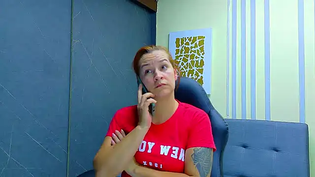 Britney taylor  online show from July 3, 9:32 pm