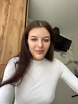 little belucci online show from March 22, 9:24 am