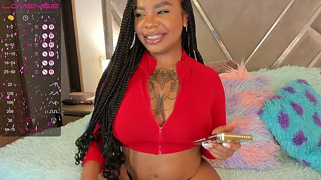 Snapshot of tarawilsonn chatting on November 6, 11:11 am tarawilsonn online show from November 6, 11:11 am